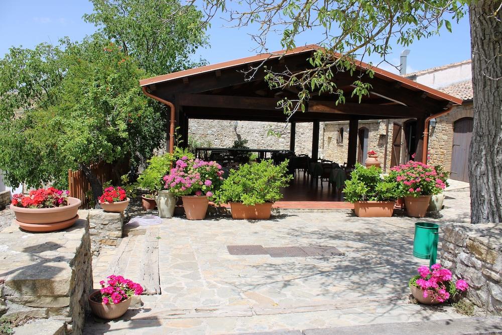 Agriturismo Sant'Agata Piana Degli Albanesi Extérieur photo