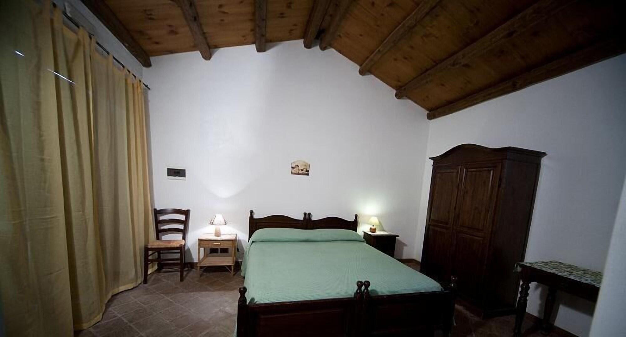 Agriturismo Sant'Agata Piana Degli Albanesi Extérieur photo
