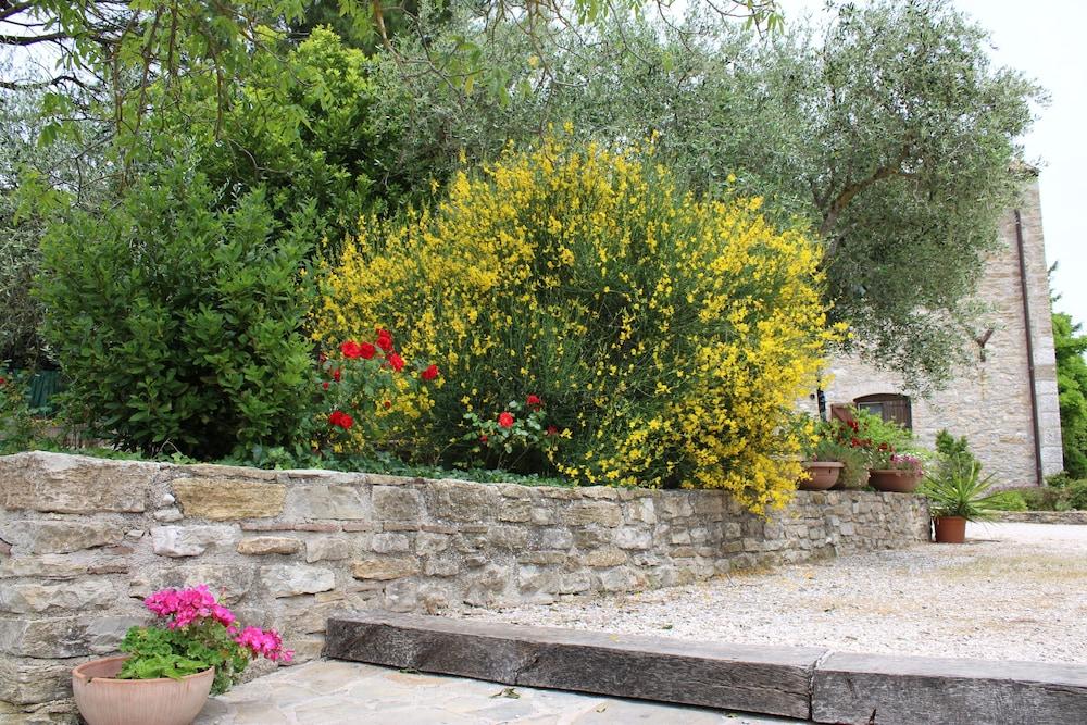 Agriturismo Sant'Agata Piana Degli Albanesi Extérieur photo