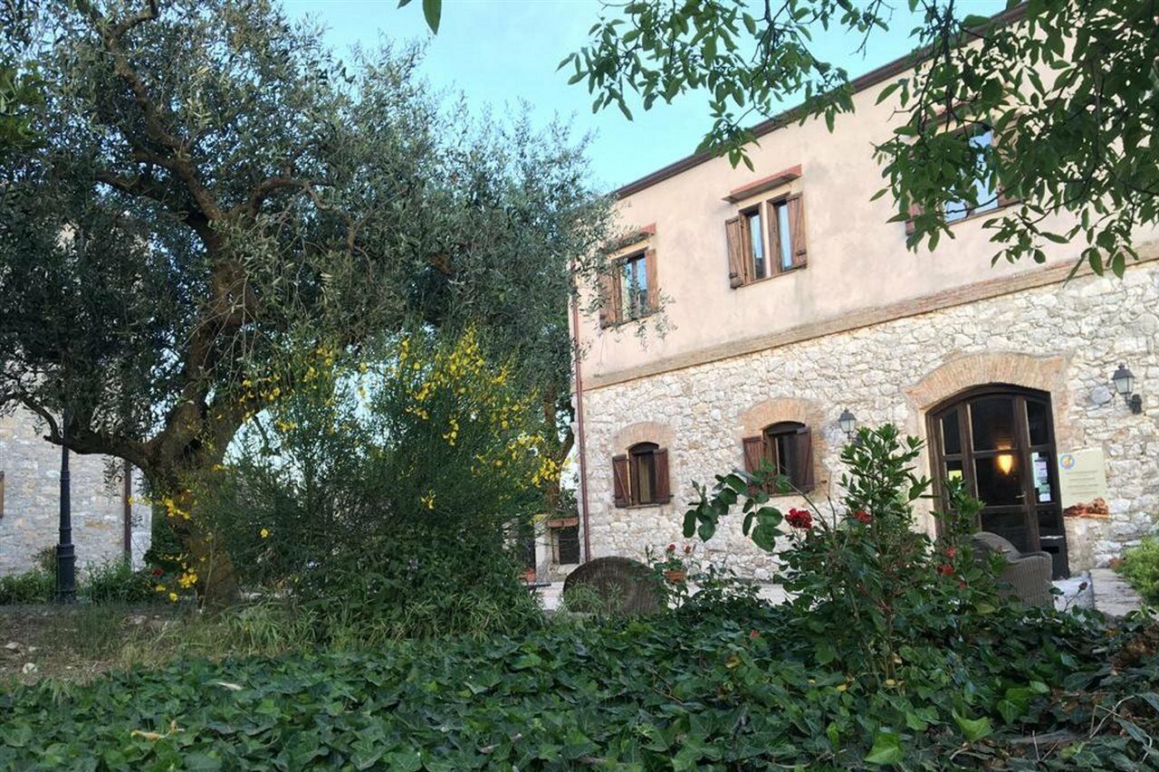 Agriturismo Sant'Agata Piana Degli Albanesi Extérieur photo