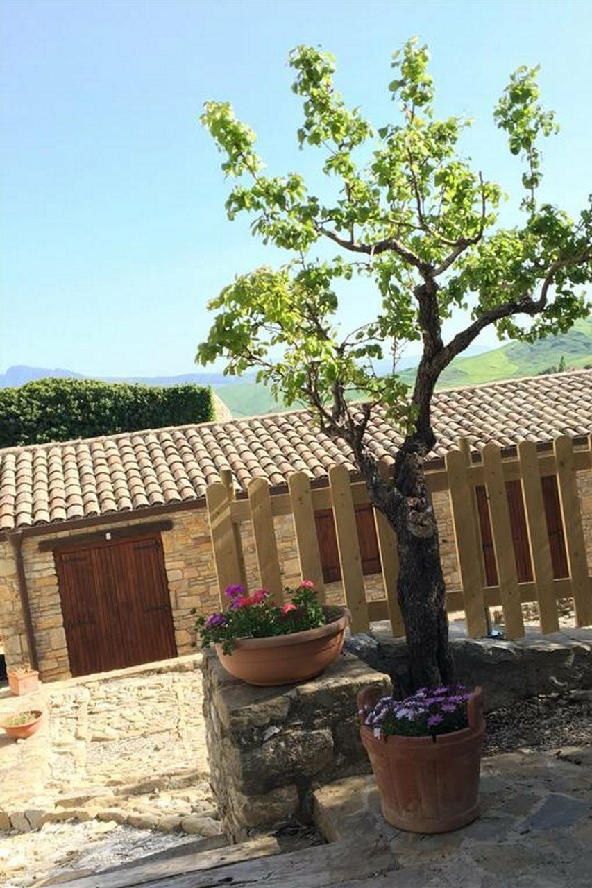 Agriturismo Sant'Agata Piana Degli Albanesi Extérieur photo