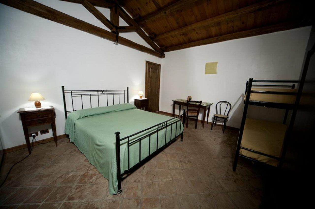 Agriturismo Sant'Agata Piana Degli Albanesi Extérieur photo